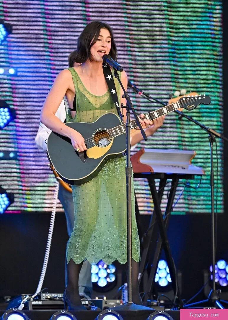 Gracie Abrams