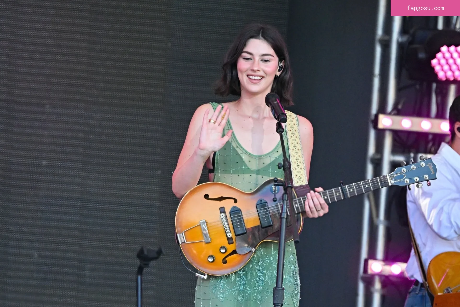 Gracie Abrams