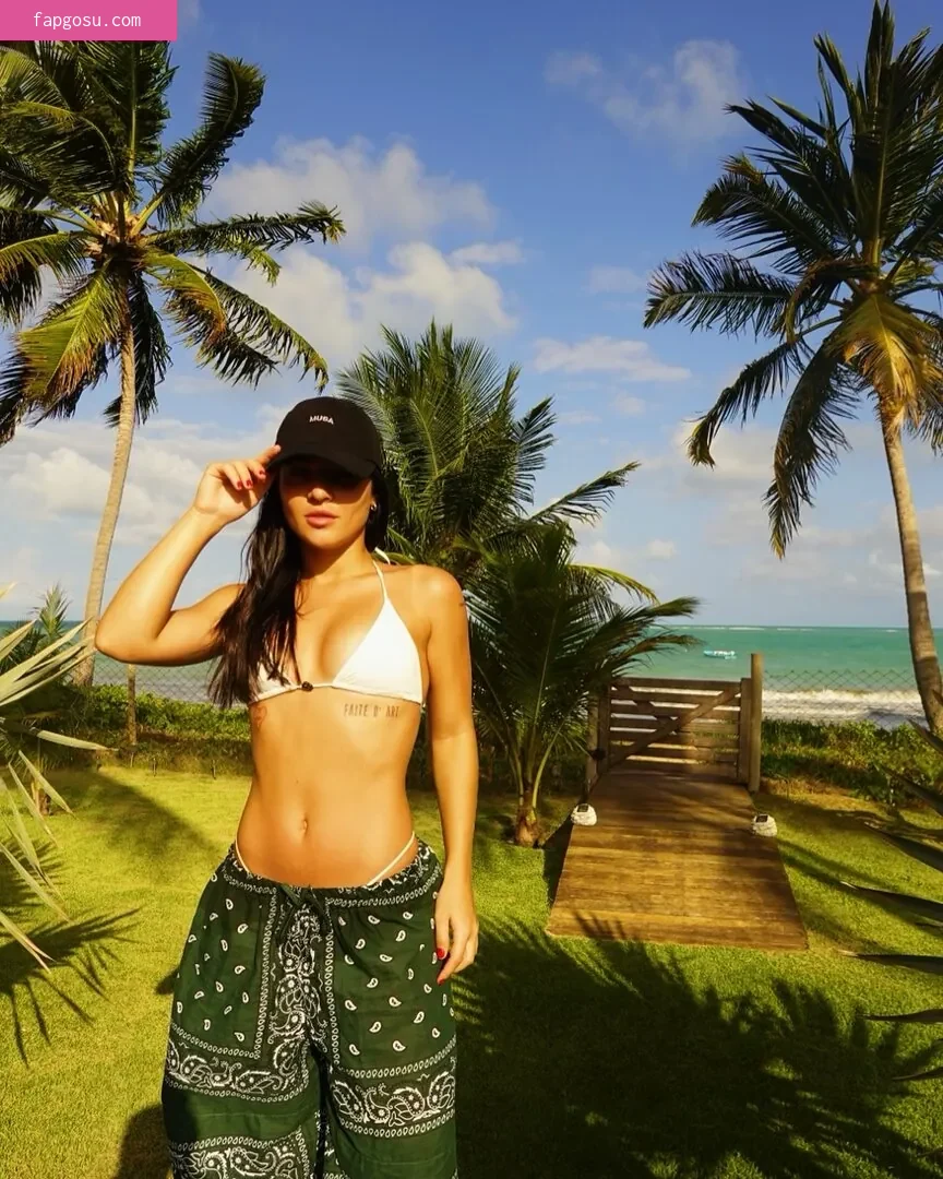 Giullia Buscacio