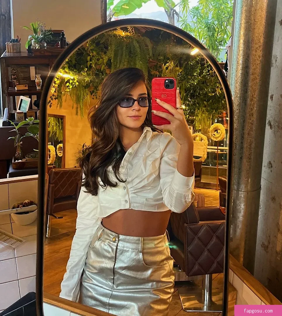 Giullia Buscacio