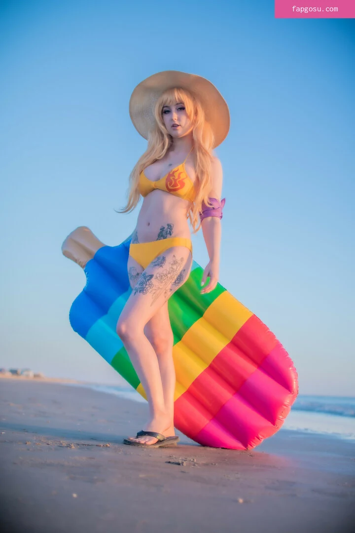 Gc_chan_cosplay