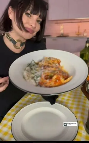 Gizzi Erskine