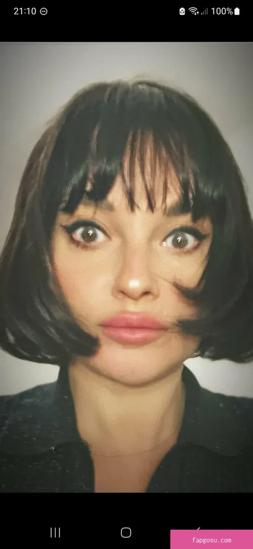 Gizzi Erskine - Photo #128