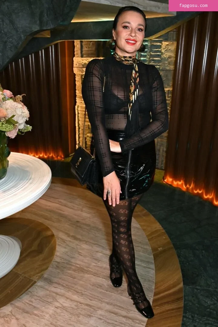 Gizzi Erskine - Photo #135