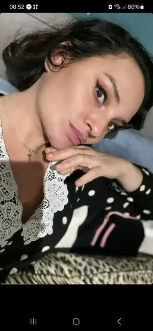 Gizzi Erskine