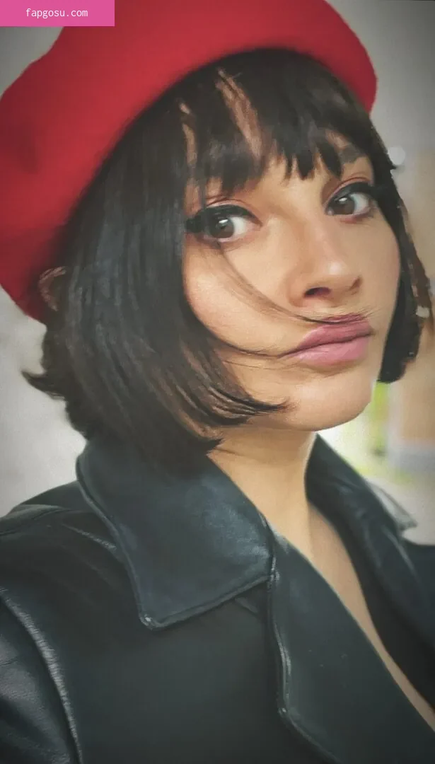 Gizzi Erskine - Photo #148