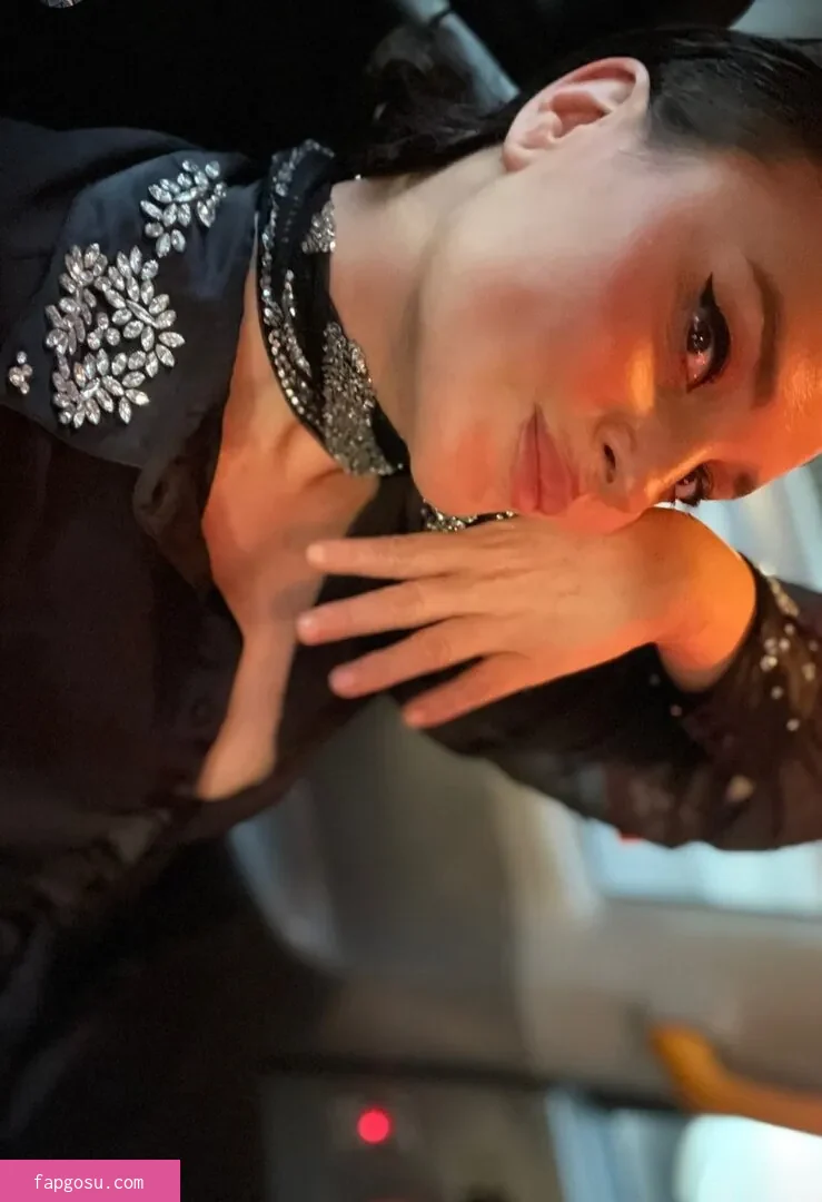 Gizzi Erskine - Photo #164