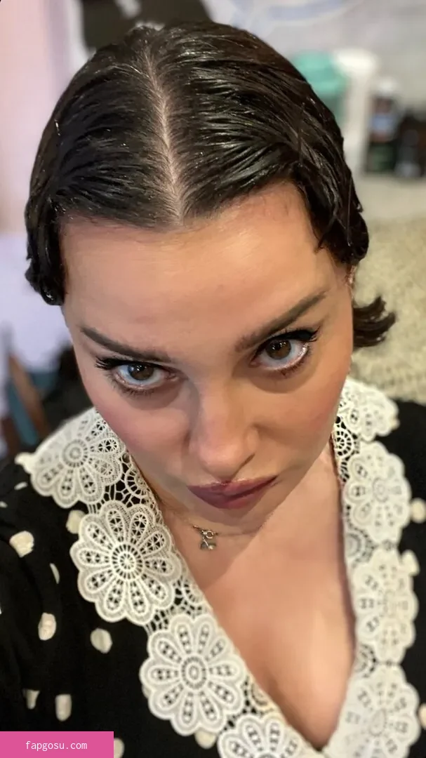 Gizzi Erskine - Photo #176