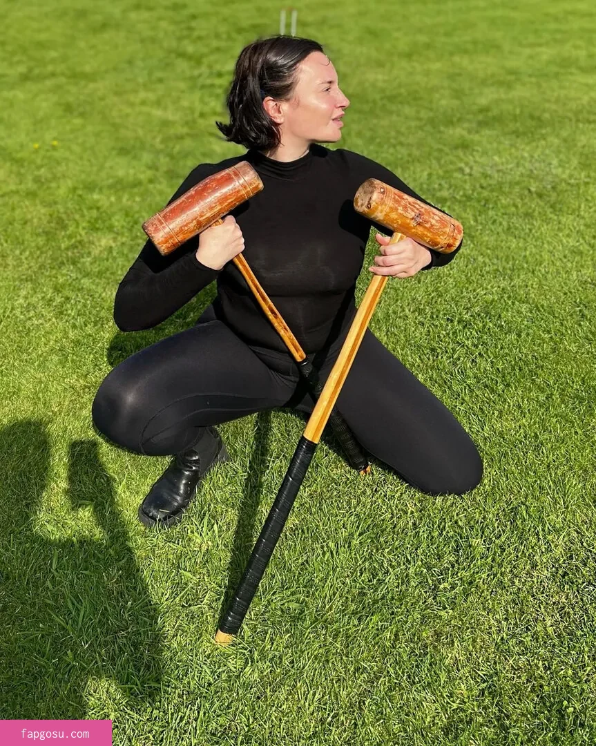 Gizzi Erskine - Photo #185