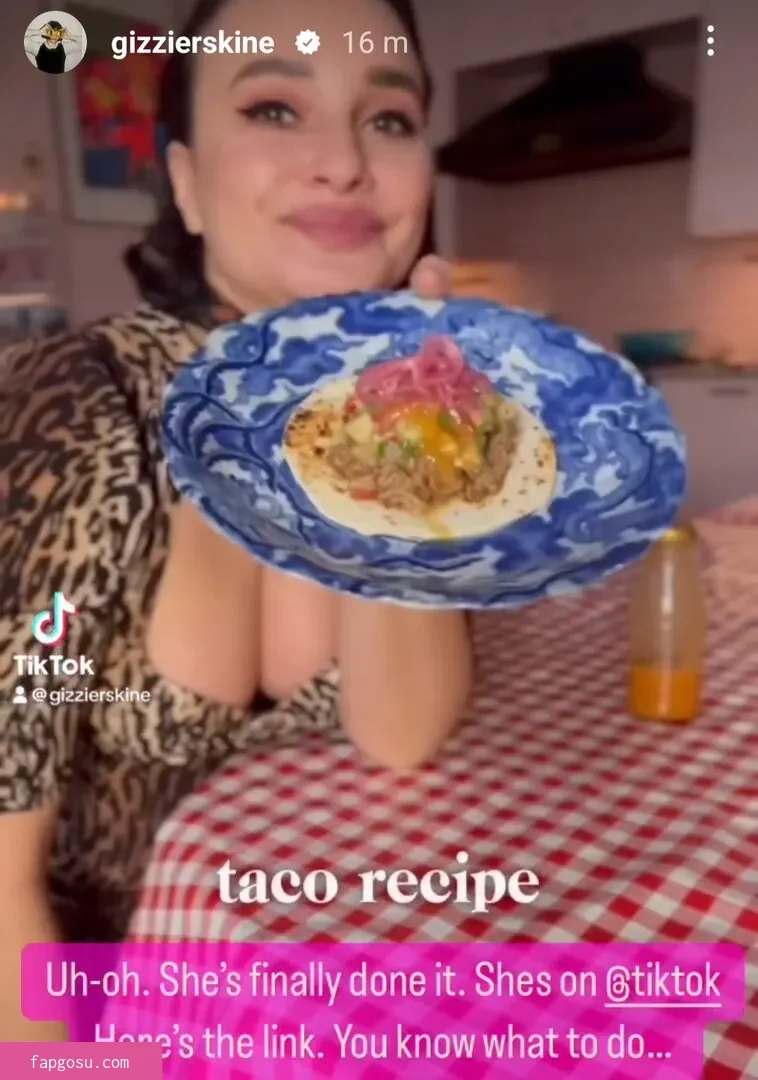 Gizzi Erskine - Photo #186