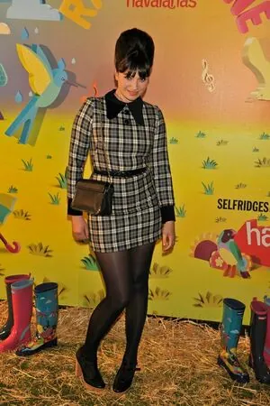 Gizzi Erskine