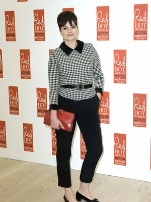 Gizzi Erskine