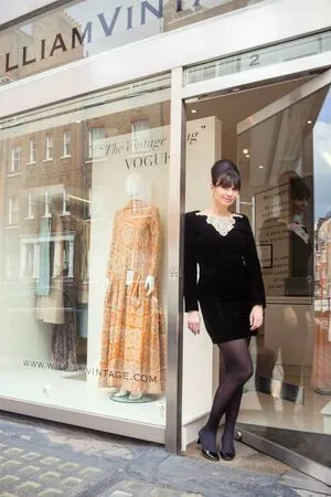 Gizzi Erskine
