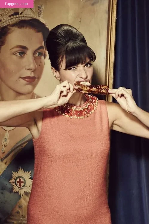 Gizzi Erskine - Photo #62