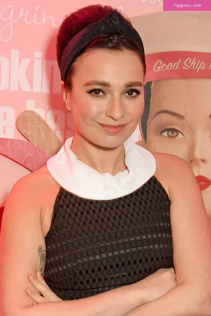 Gizzi Erskine - Photo #65