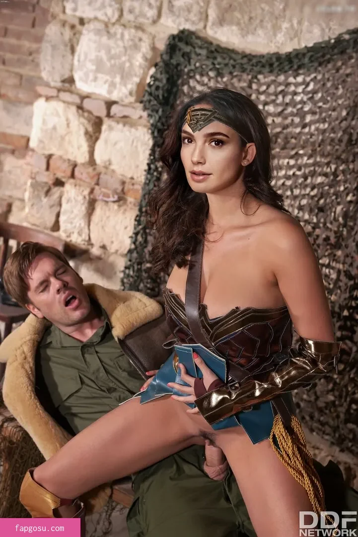 gal_gadot - Photo #2438