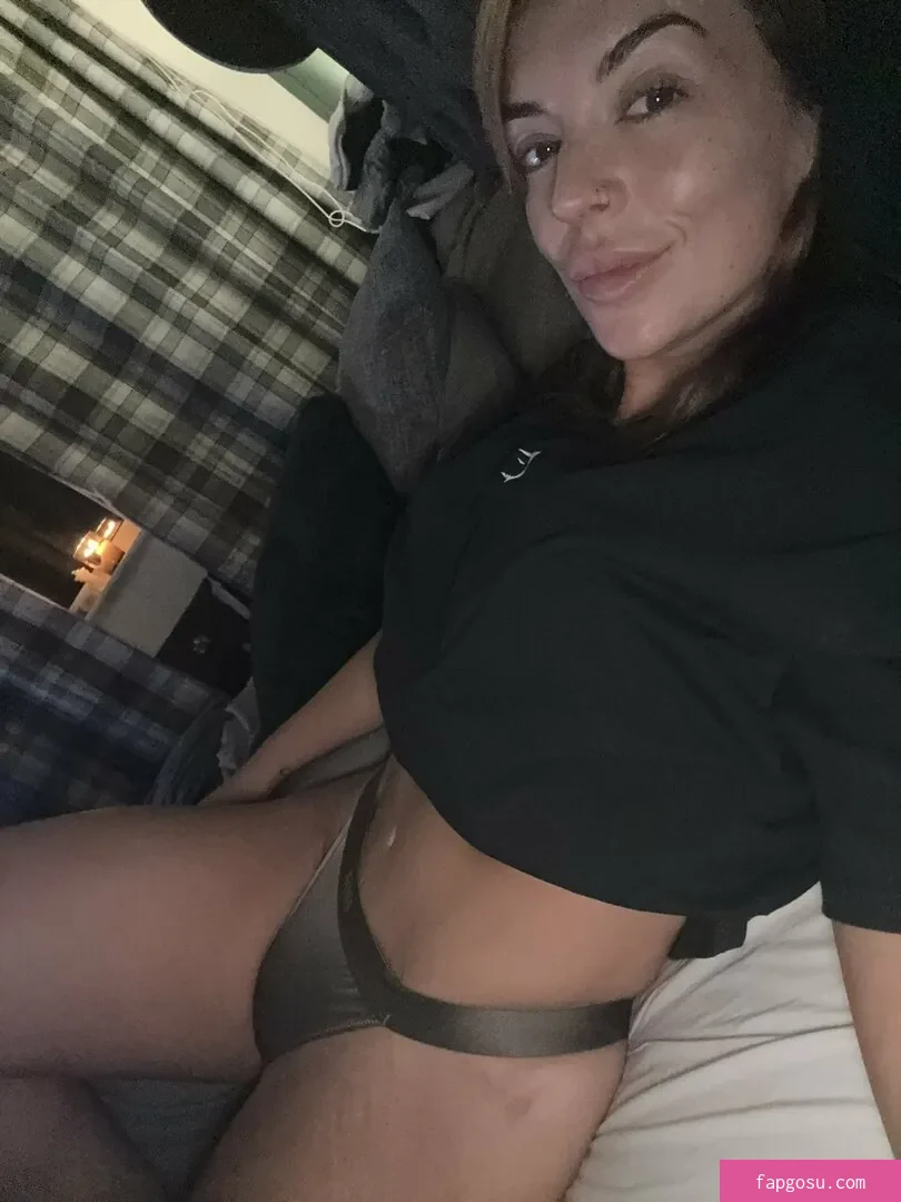Gymwife / Gymwife1