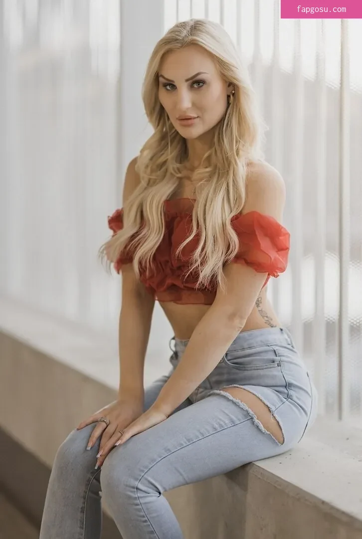 Giulie Hope Santana