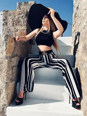 Goddess Poison content