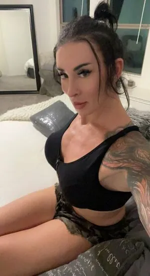 Gabbi Tuft content