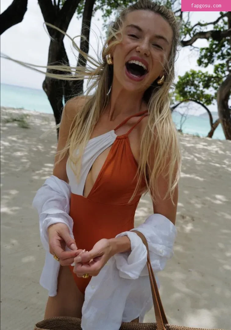 Georgia Toffolo - Photo #240