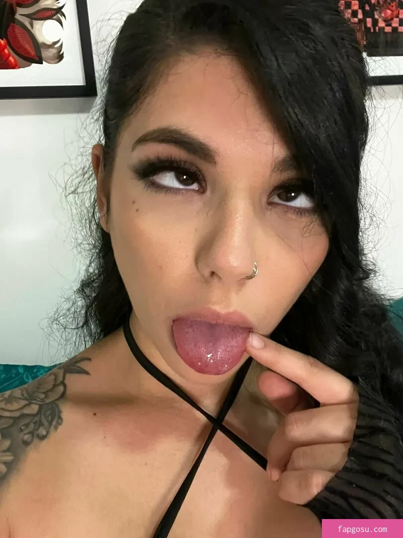 Gina Valentina