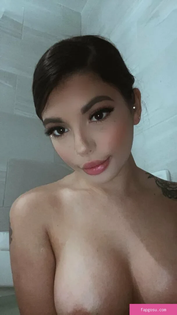 Gina Valentina