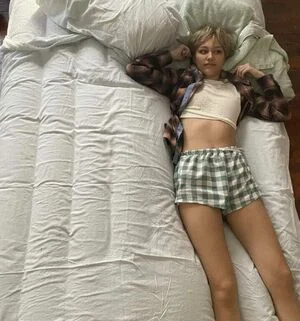 Grace VanderWaal content