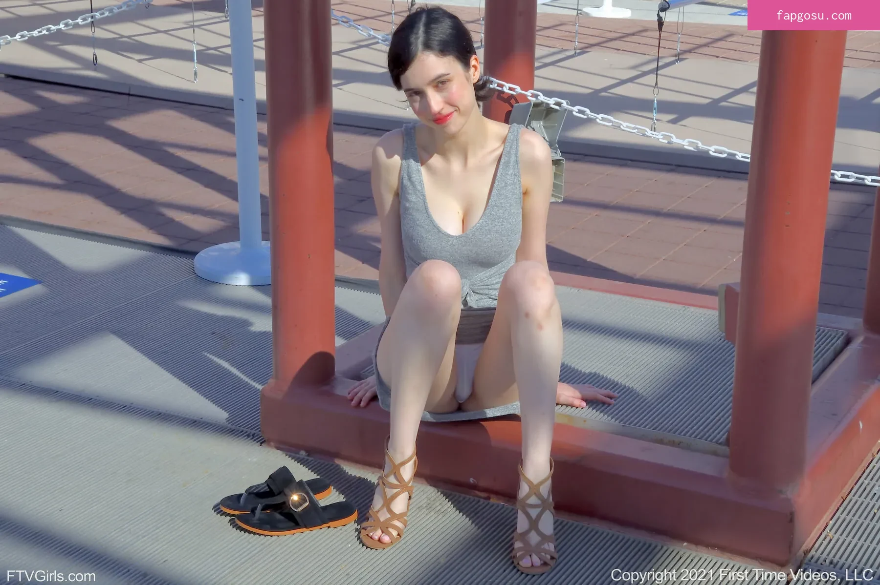 Giulia Wylde - Photo #423