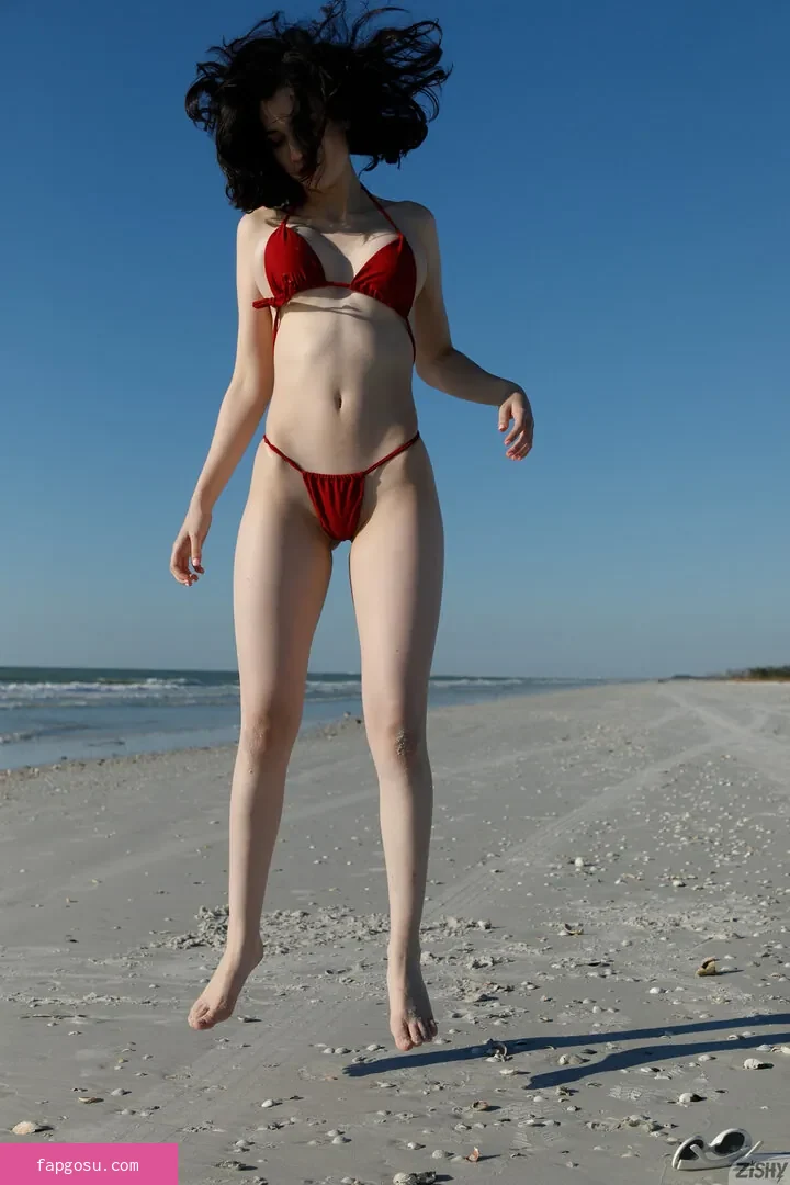 Giulia Wylde