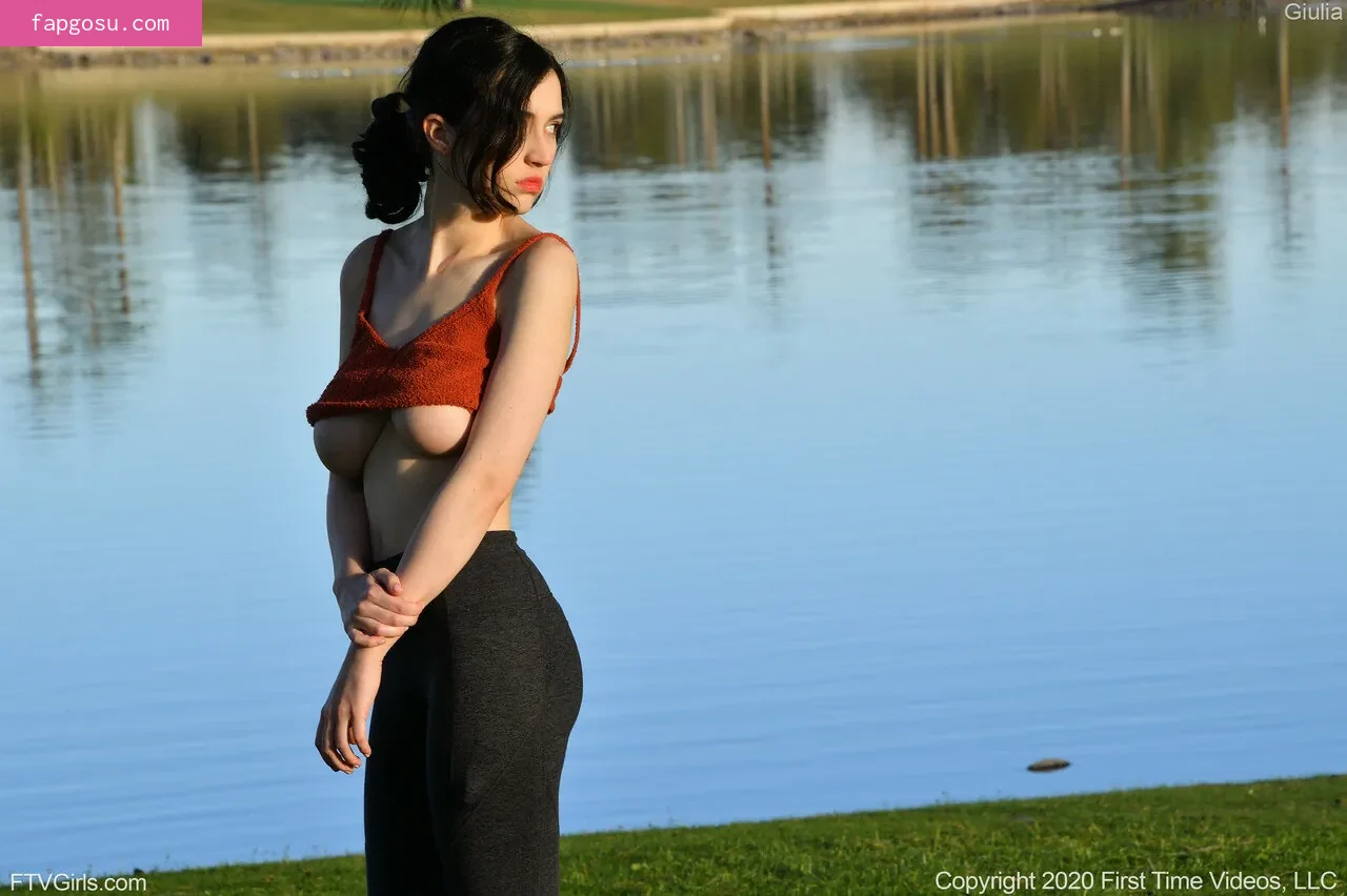 Giulia Wylde - Photo #569
