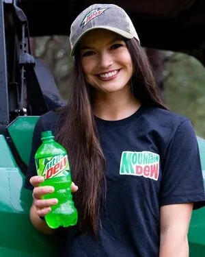 Hannah Barron