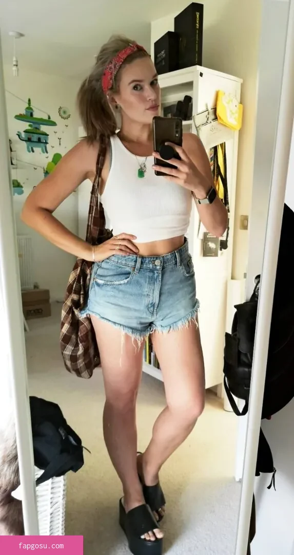 Hollie Bennett