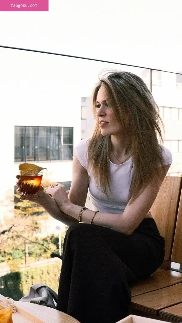 Hollie Bennett