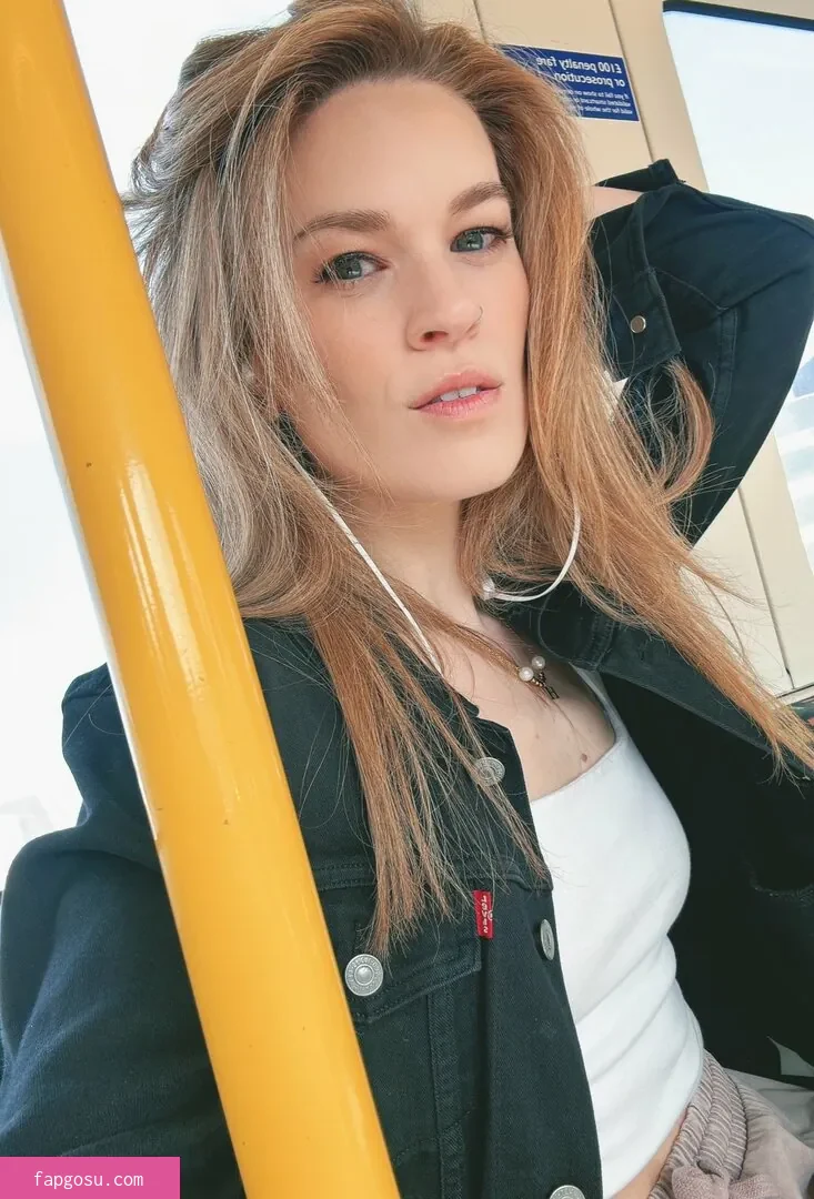 Hollie Bennett