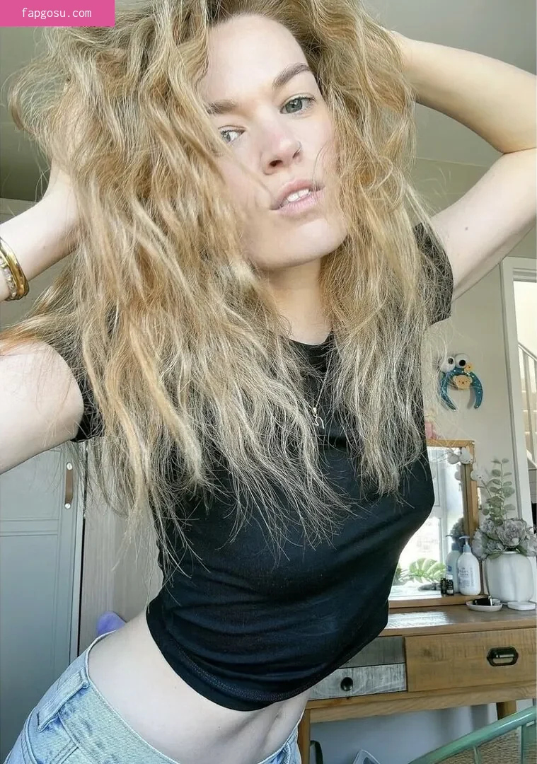Hollie Bennett