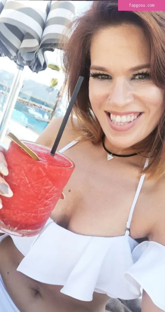 Hollie Bennett