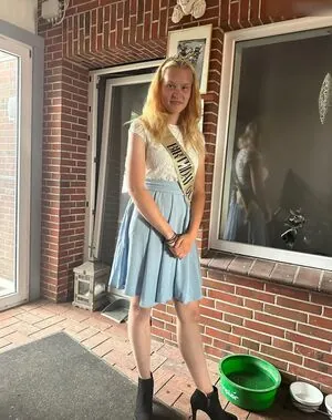 _happy_cindy_ / Cindy Erhardt / RTL II Hartz &amp; Herzlich content