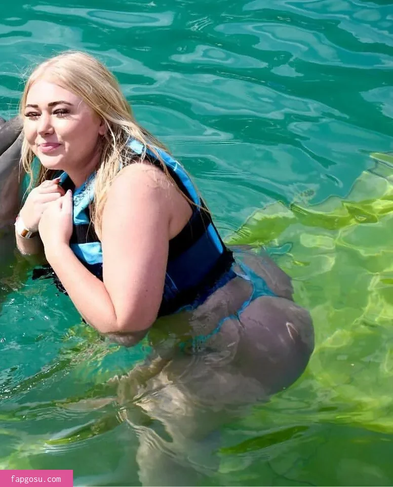 hallie_da_blonde