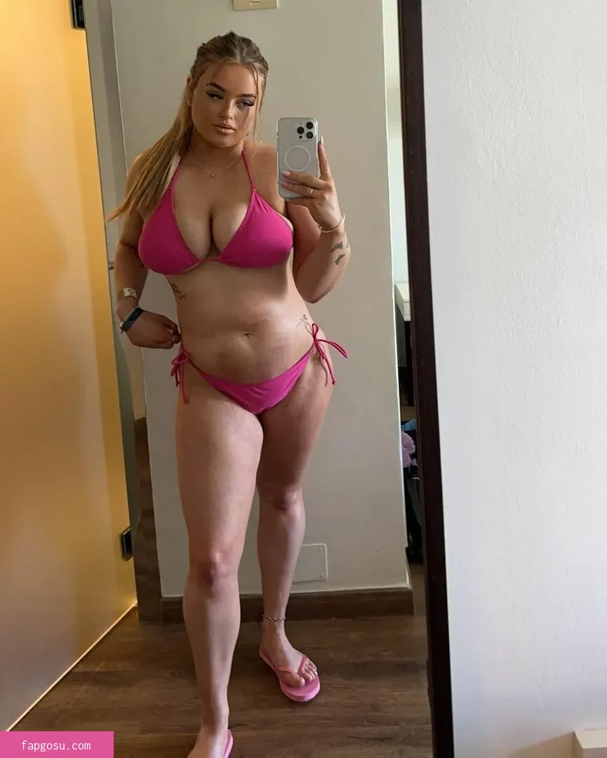 Holly Evans