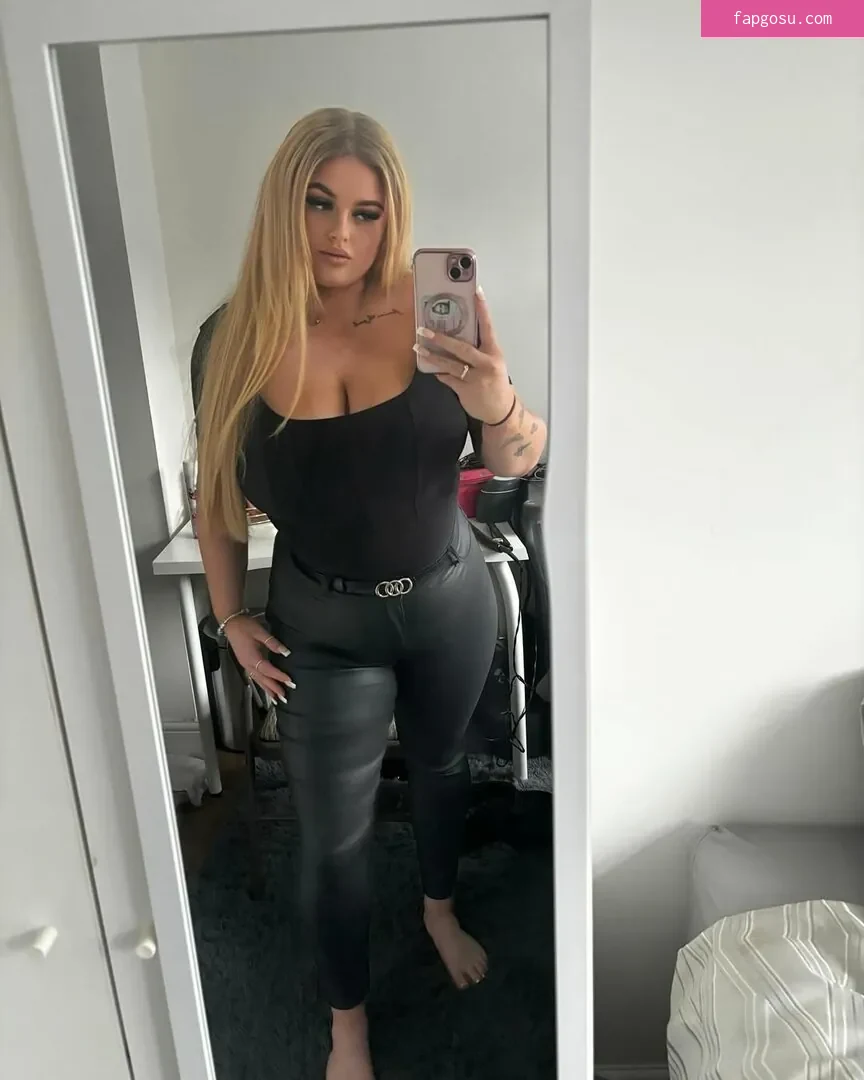 Holly Evans
