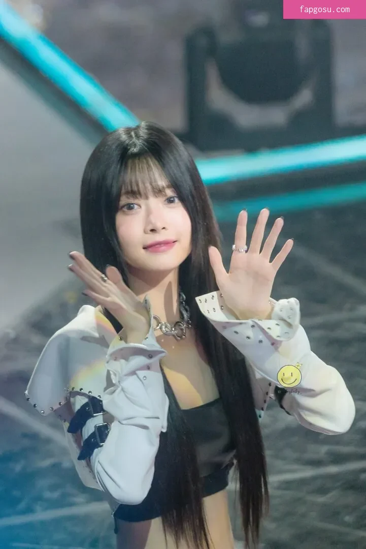 Hong Eunchae 홍은채