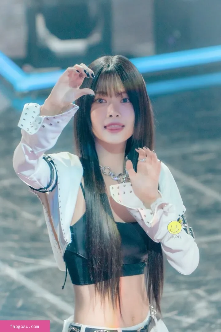 Hong Eunchae 홍은채