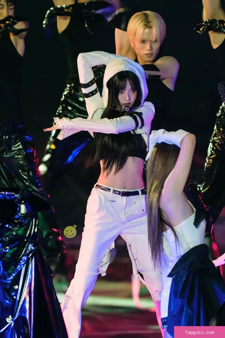 Hong Eunchae 홍은채