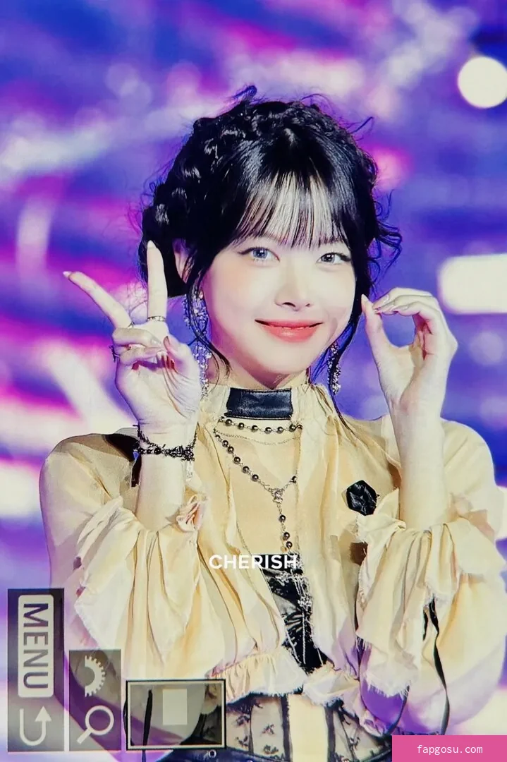Hong Eunchae 홍은채