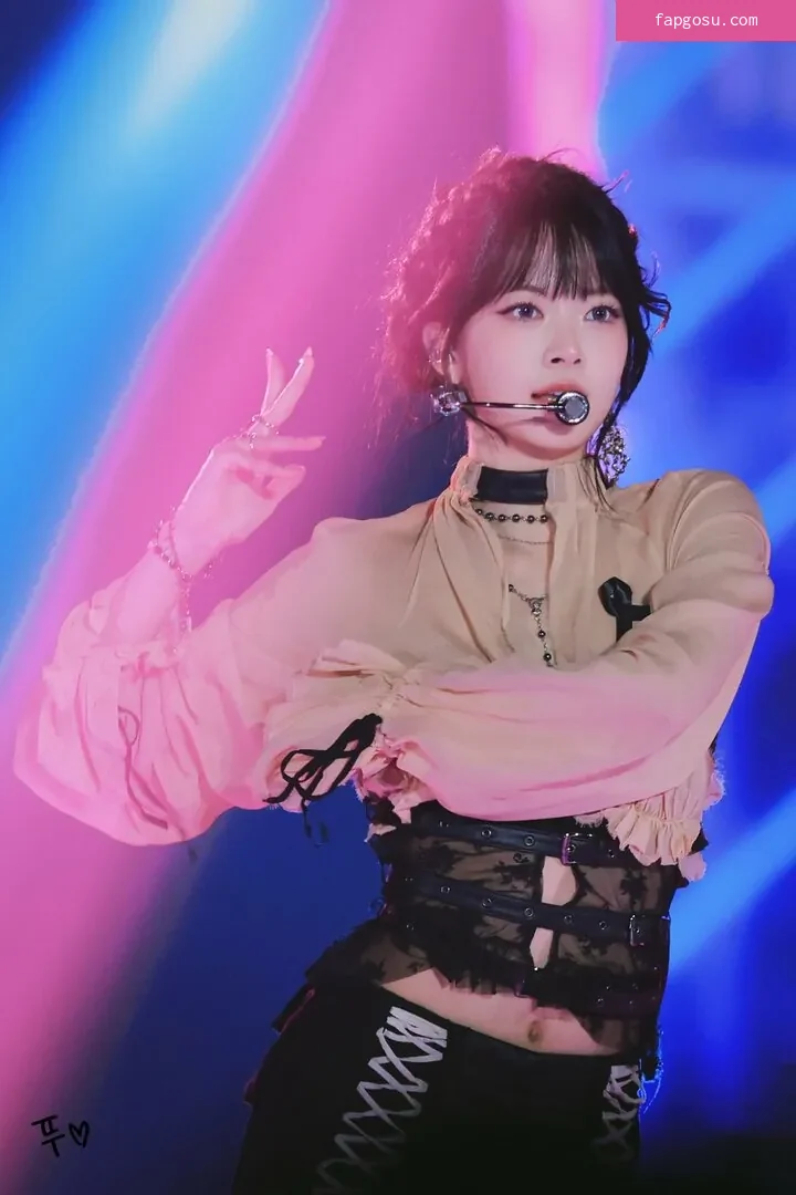 Hong Eunchae 홍은채