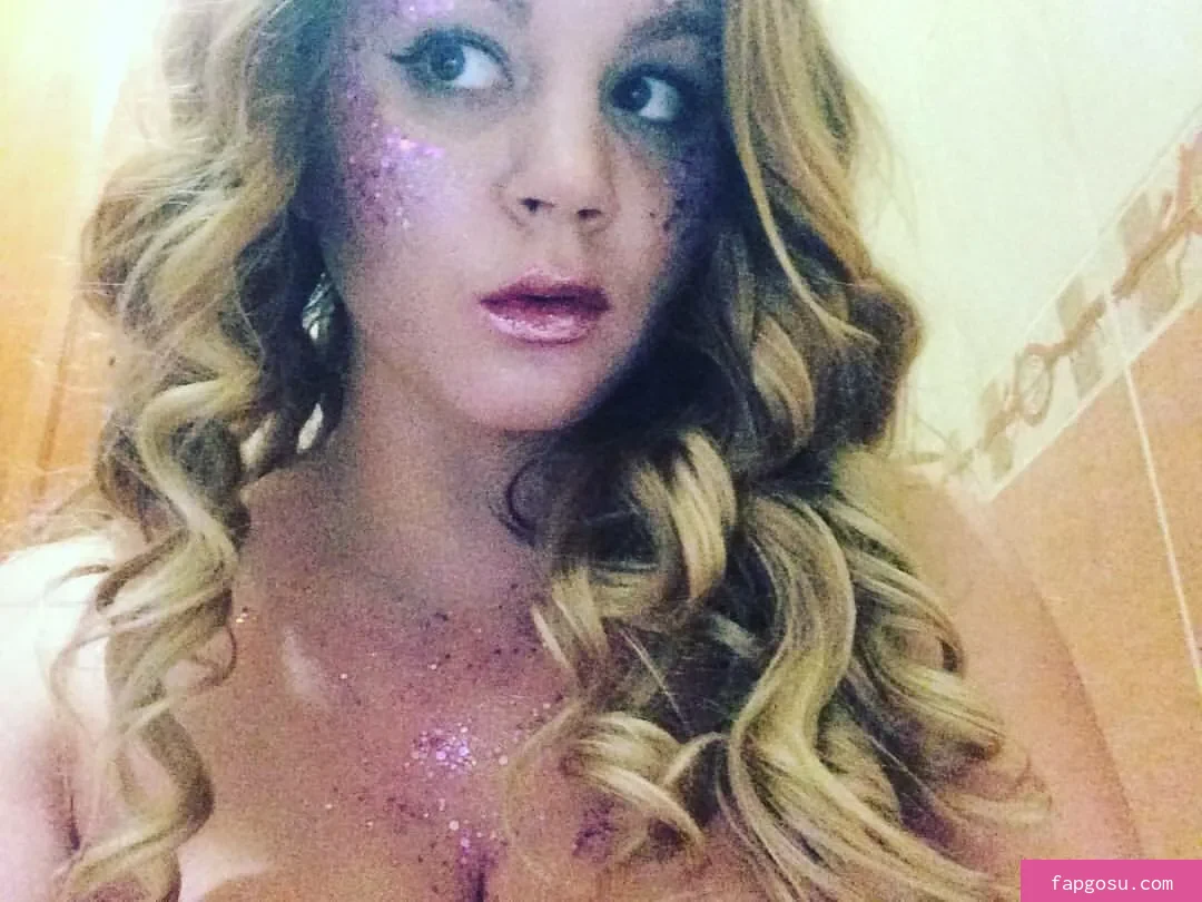 Holly Garner