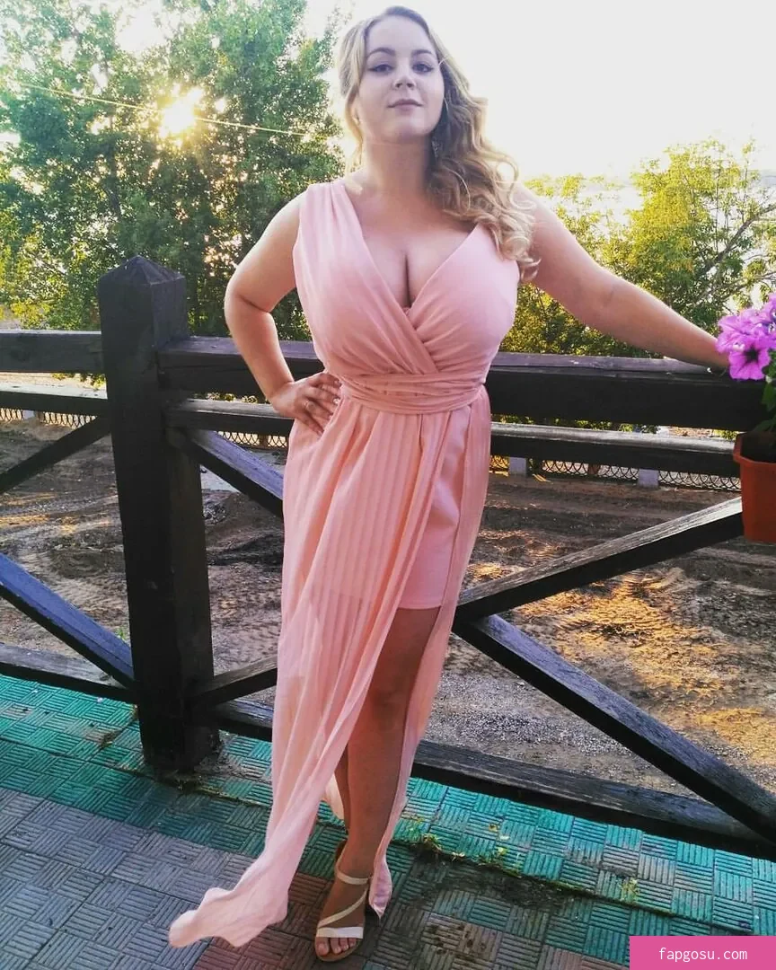 Holly Garner
