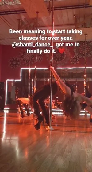 Hallee Hirsh content