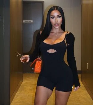Heli Kenzi content